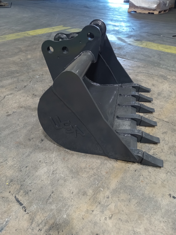 36 inch excavator bucket fits Kubota KX91 pin on_1625