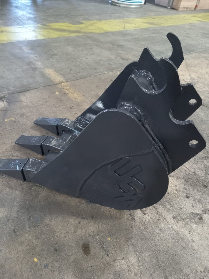 Mini excavator bucket fits Kubuta KX018 U17 quick attach 3